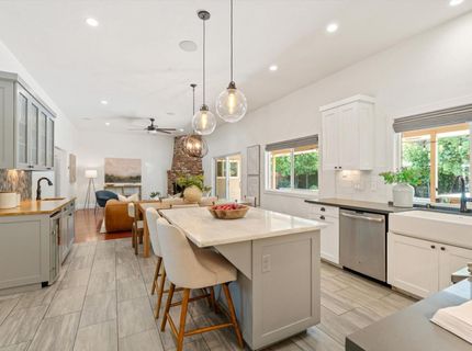 5808 O St, Sacramento, CA 95819 Photo