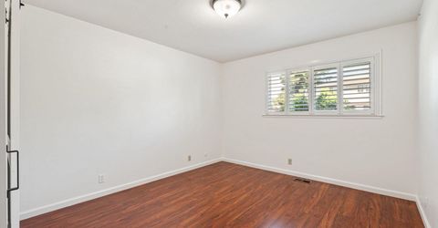 5808 O St, Sacramento, CA 95819 Photo