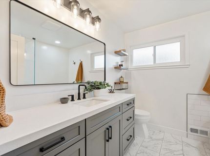 5808 O St, Sacramento, CA 95819 Photo