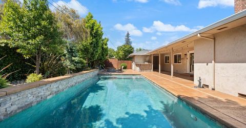 5808 O St, Sacramento, CA 95819 Photo