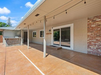 5808 O St, Sacramento, CA 95819 Photo