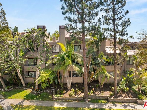 8300 Manitoba Street, Unit 105, Playa Del Rey, CA 90293