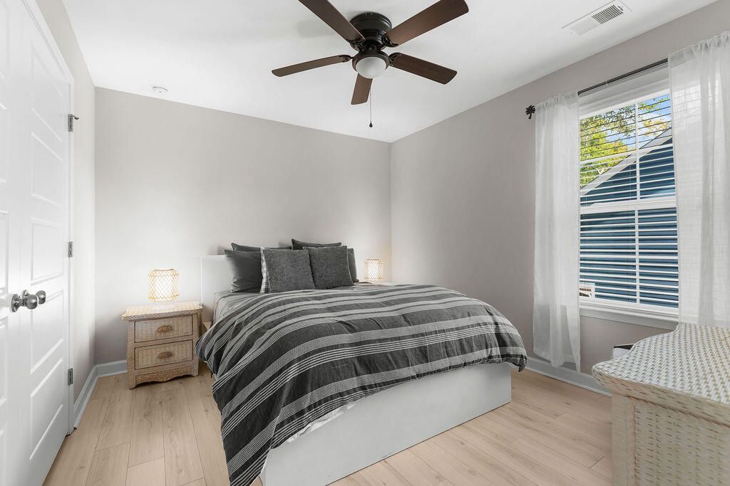 1697 Emmets Road Photo 30