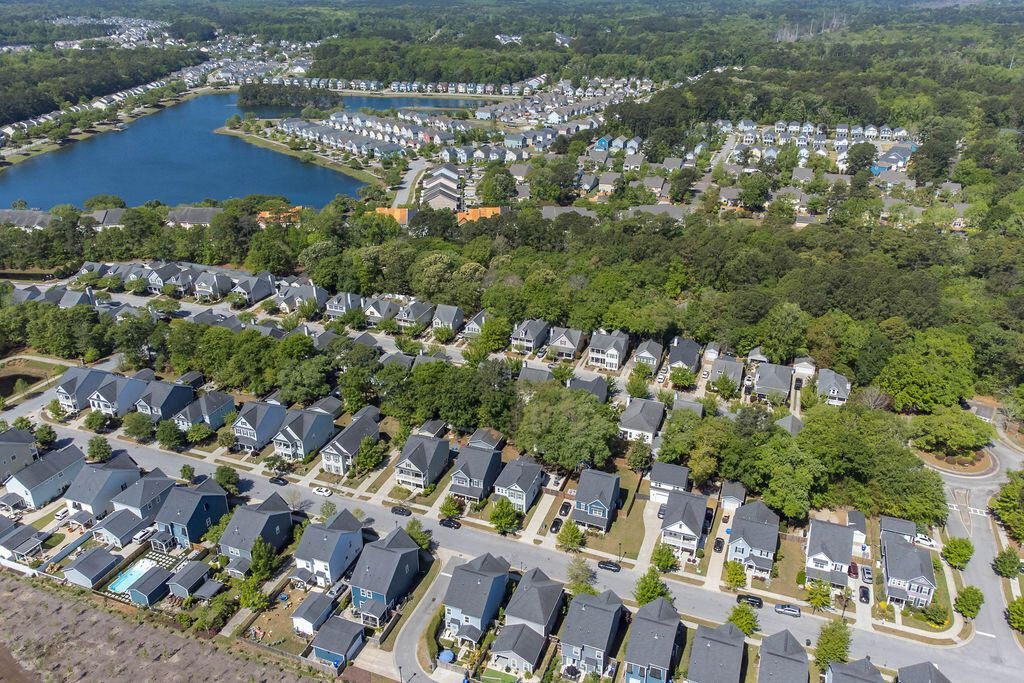 1697 Emmets Road Photo 43