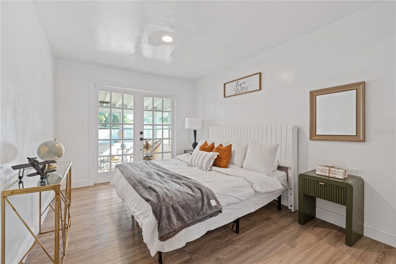 4635 22nd Avenue N, Saint Petersburg, FL 33713 Photo