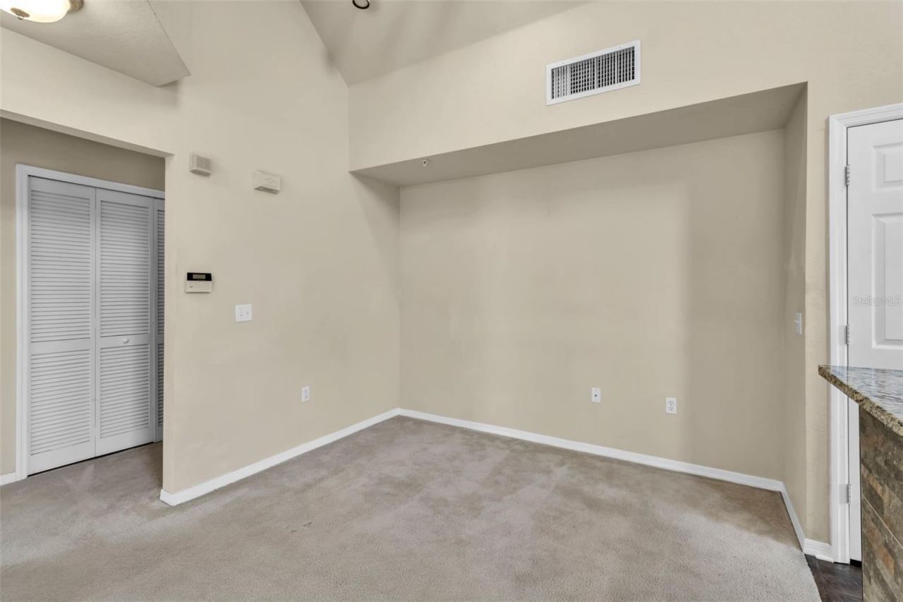 5511 Rosehill Road, Unit 203, Sarasota, FL 34233 Photo
