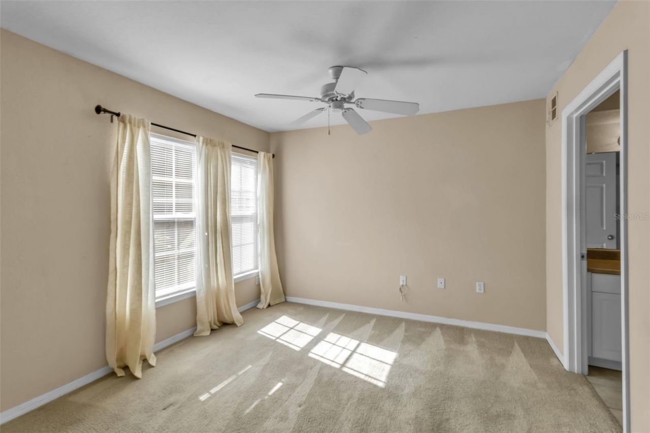5511 Rosehill Road, Unit 203, Sarasota, FL 34233 Photo