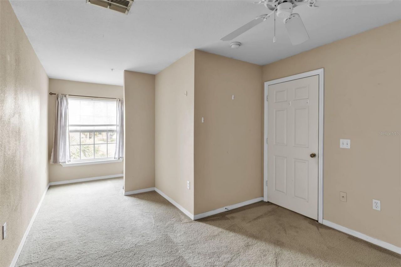 5511 Rosehill Road, Unit 203, Sarasota, FL 34233 Photo