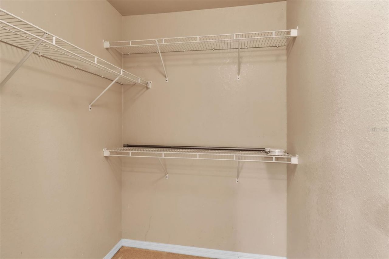5511 Rosehill Road, Unit 203, Sarasota, FL 34233 Photo