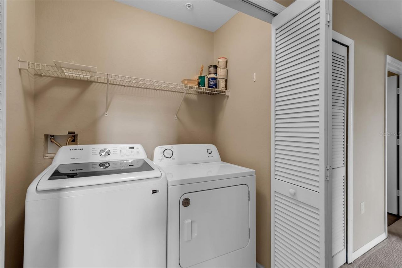 5511 Rosehill Road, Unit 203, Sarasota, FL 34233 Photo