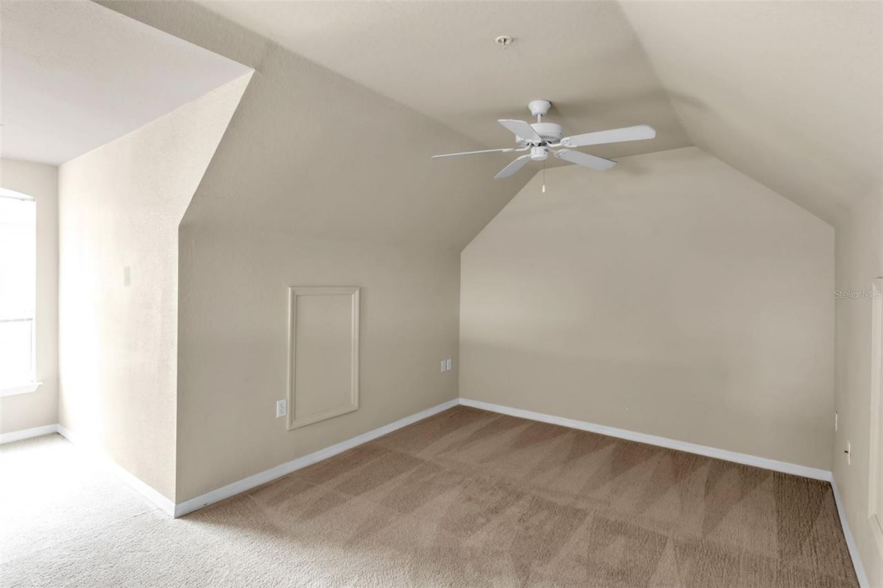 5511 Rosehill Road, Unit 203, Sarasota, FL 34233 Photo