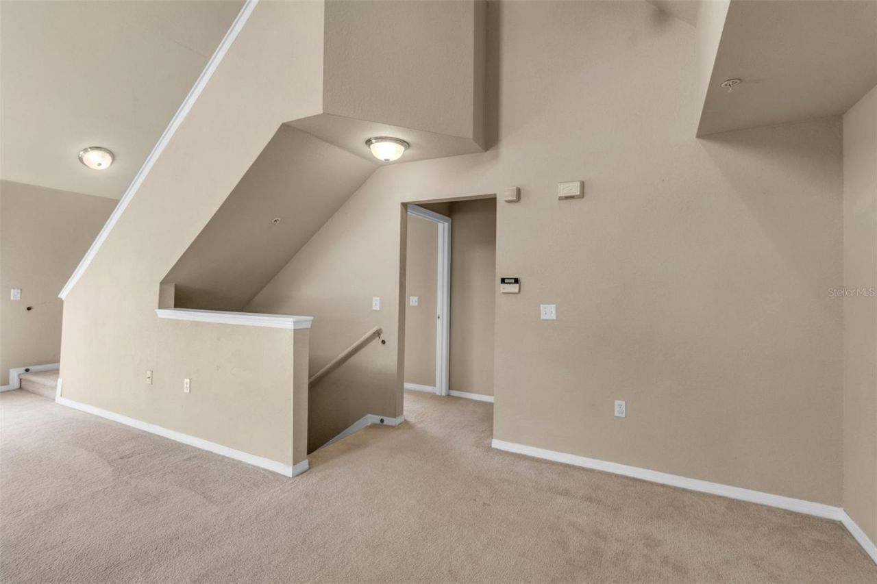 5511 Rosehill Road, Unit 203, Sarasota, FL 34233 Photo