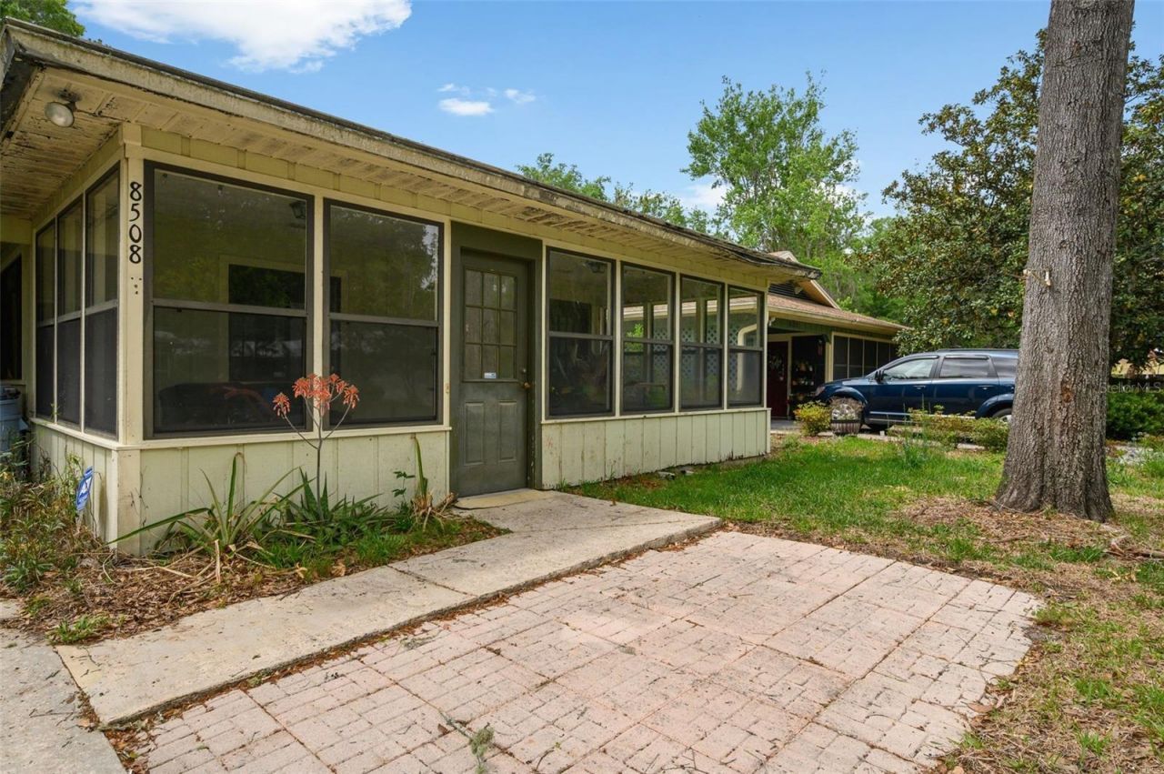 8508 NW 37th Drive, Gainesville, FL 32653 Photo