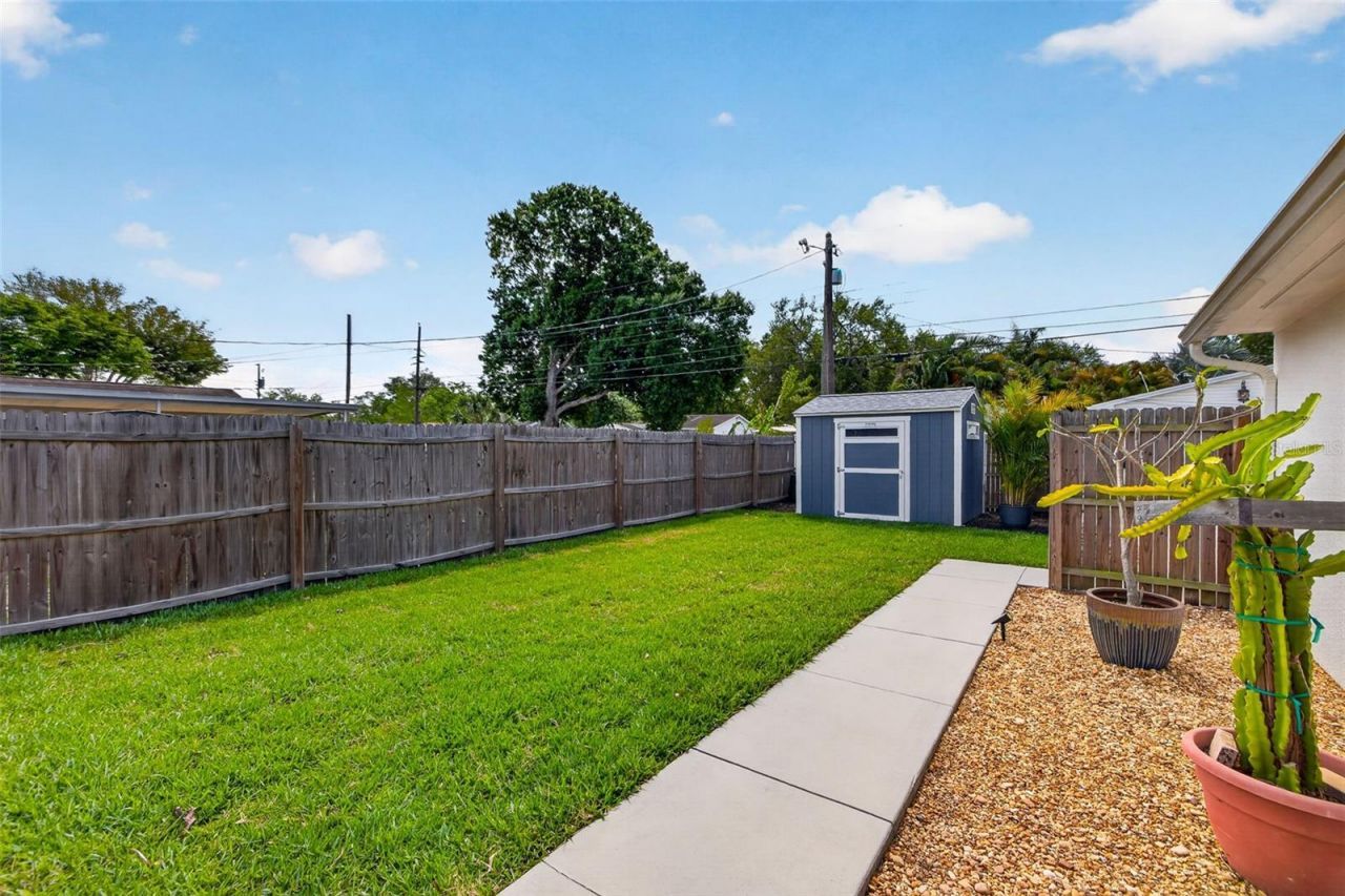 768 53rd Terrace N, Saint Petersburg, FL 33703 Photo