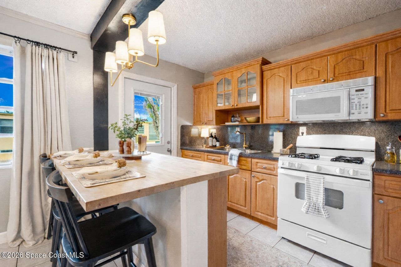 115 NE 202nd Terrace , Unit M20, Miami Gardens, FL 33169 Photo