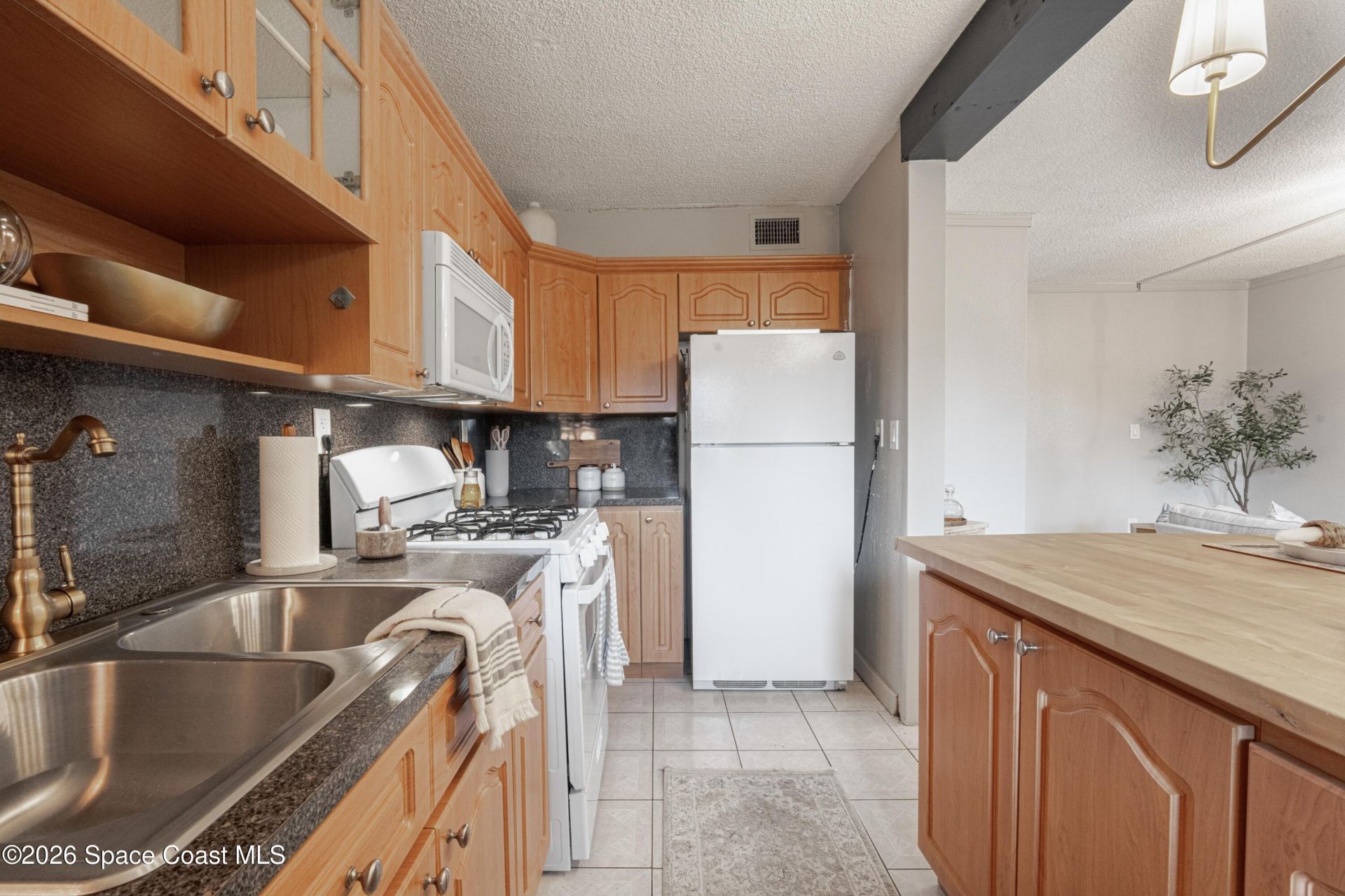 115 NE 202nd Terrace , Unit M20, Miami Gardens, FL 33169 Photo