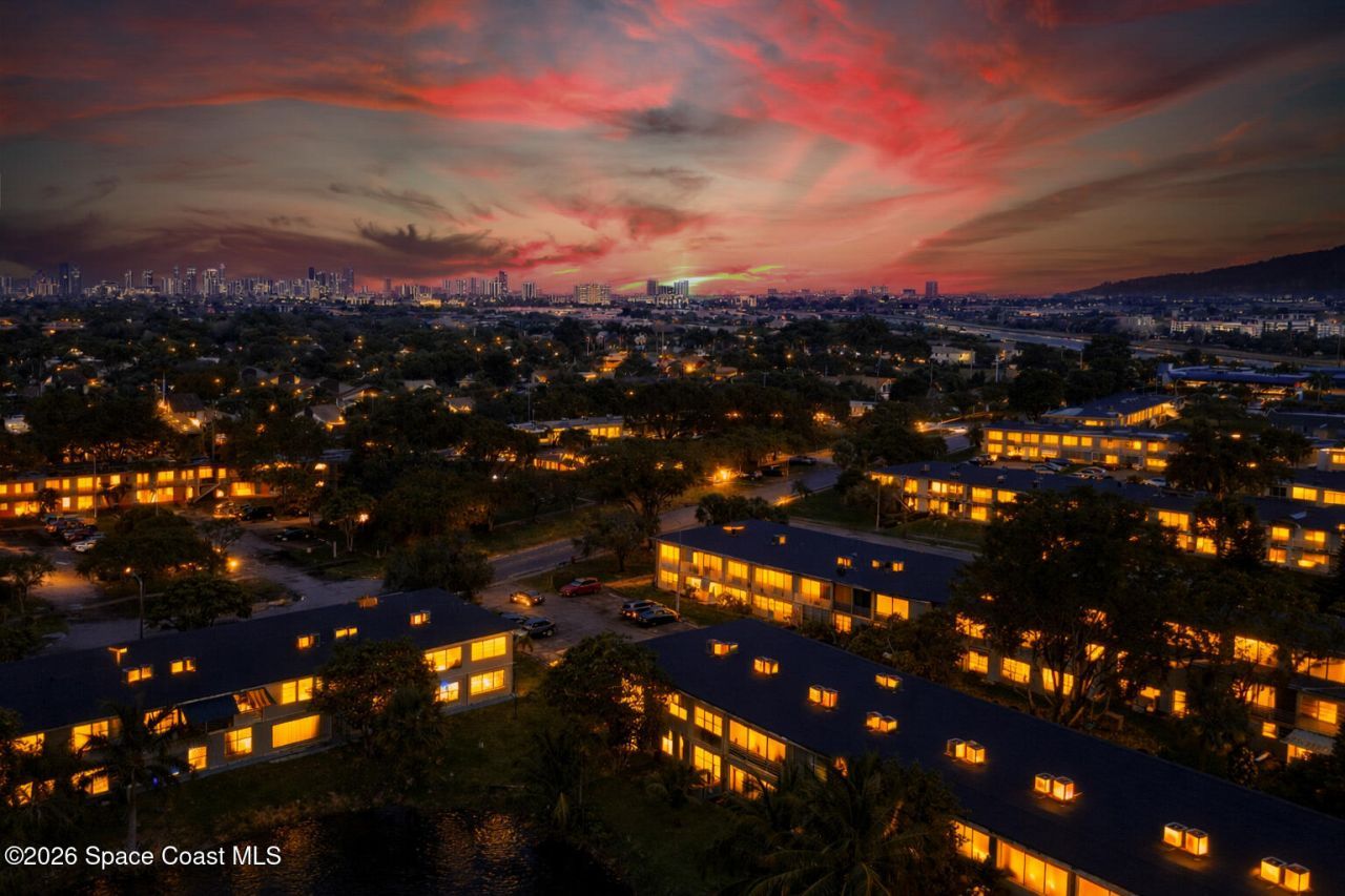 115 NE 202nd Terrace , Unit M20, Miami Gardens, FL 33169 Photo