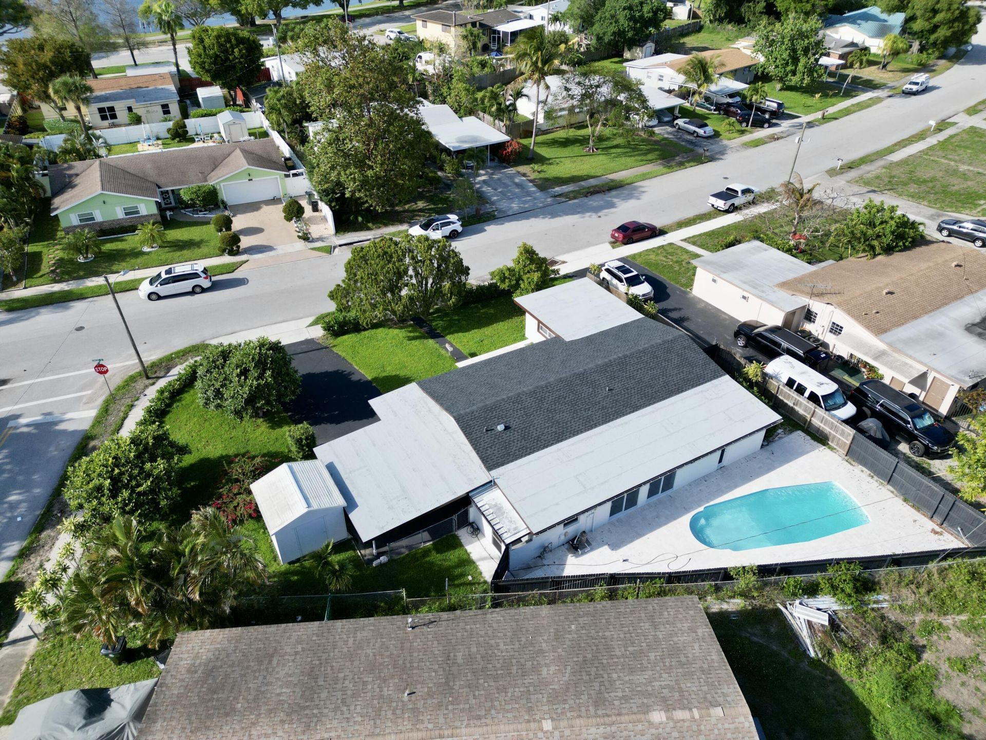 1319 Crest Drive, Lake Worth Beach, FL 33461 Photo