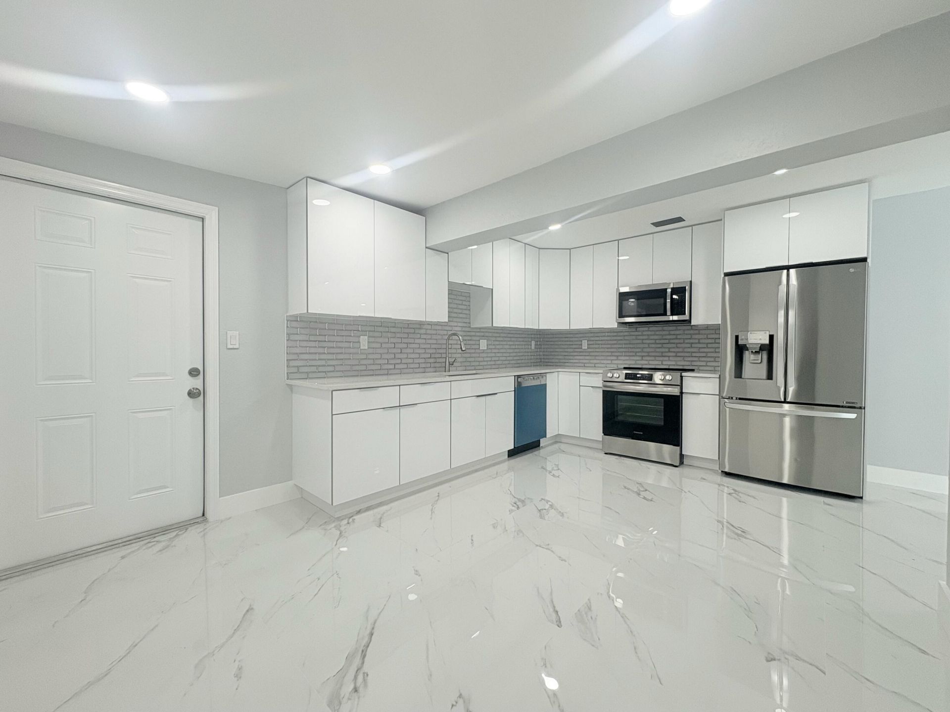 1319 Crest Drive, Lake Worth Beach, FL 33461 Photo