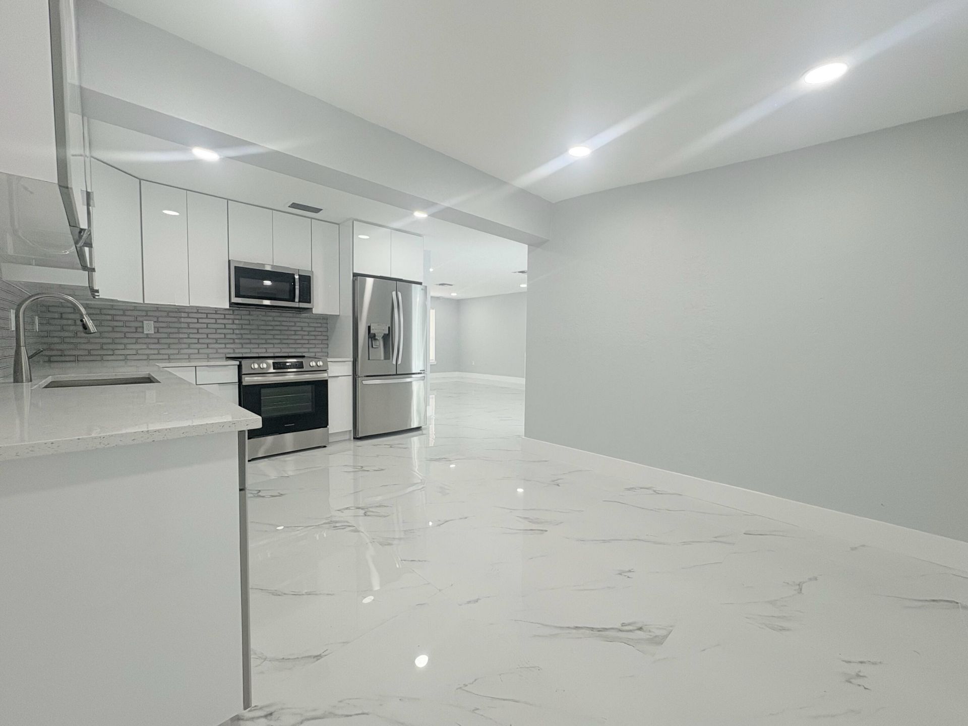 1319 Crest Drive, Lake Worth Beach, FL 33461 Photo