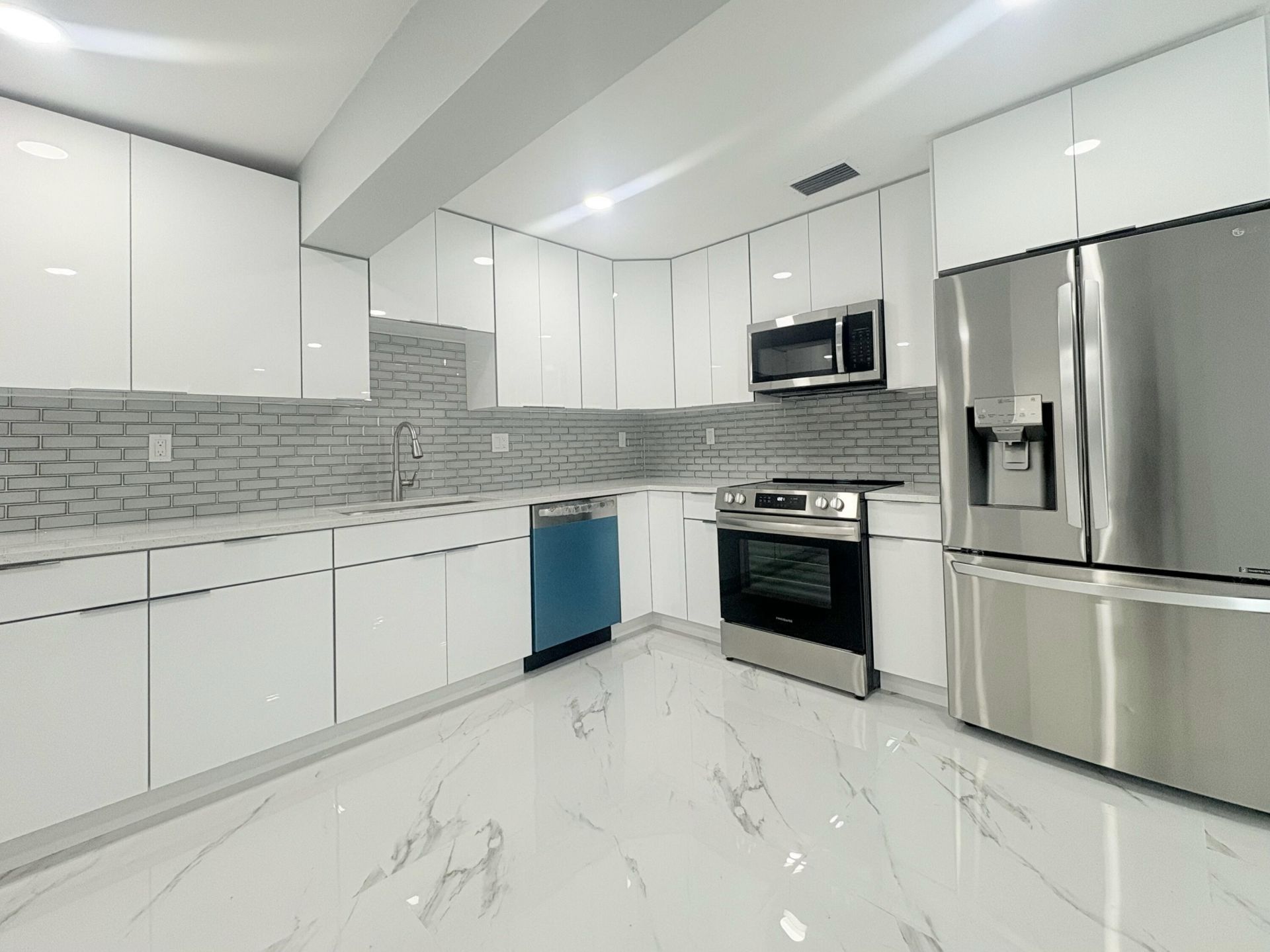 1319 Crest Drive, Lake Worth Beach, FL 33461 Photo