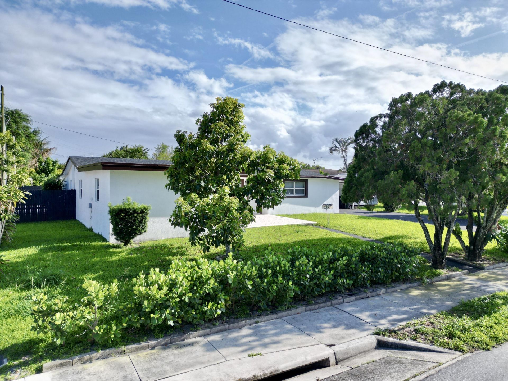 1319 Crest Drive, Lake Worth Beach, FL 33461 Photo