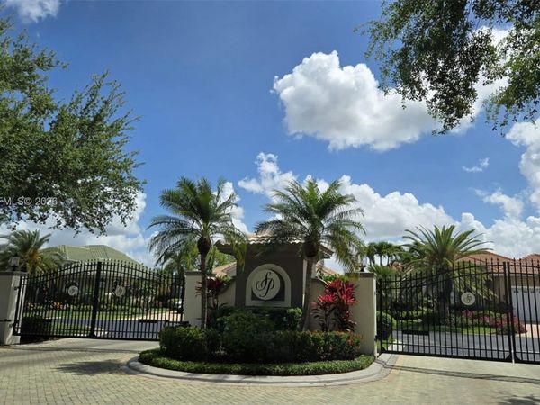 8268 Southwind Bay Cir, Fort Myers, FL 33908