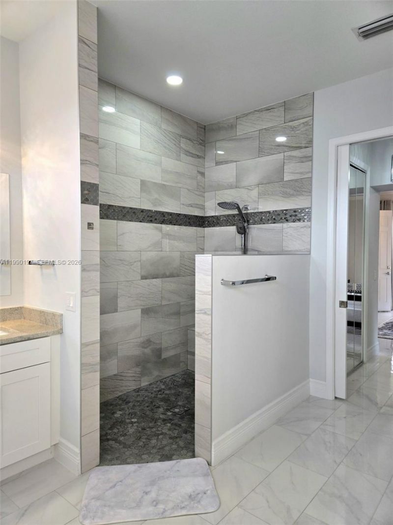 8268 Southwind Bay Cir, Fort Myers, FL 33908 Photo