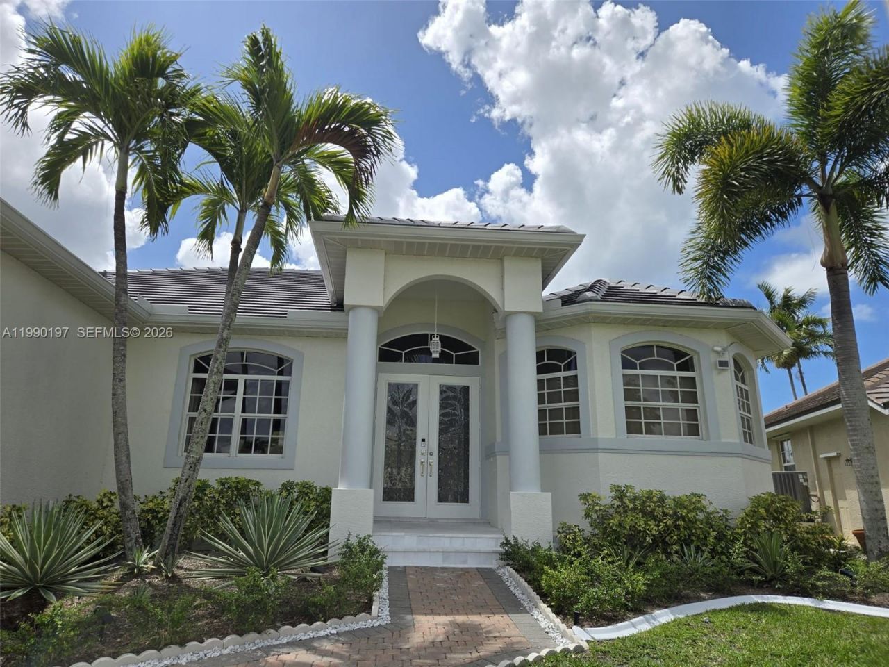 8268 Southwind Bay Cir, Fort Myers, FL 33908 Photo