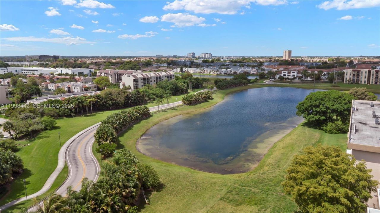 Please Call For Address, Unit 405, Miami, FL 33172 Photo