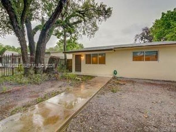 1857 NW 113th Ter, Unit 1857, Miami, FL 33167