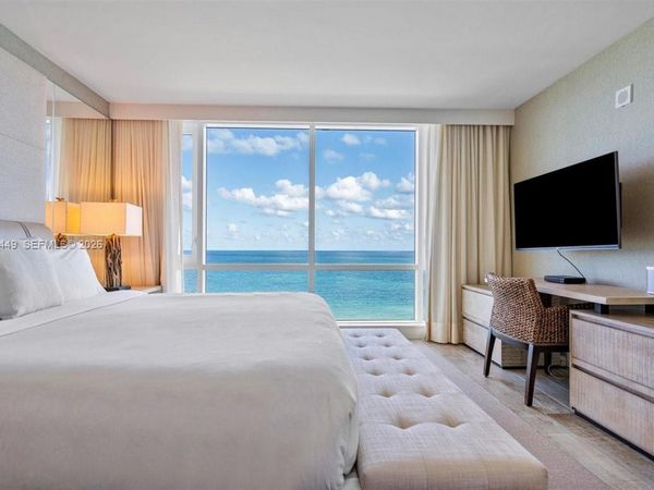 102 24th St , Unit 1520, Miami Beach, FL 33139