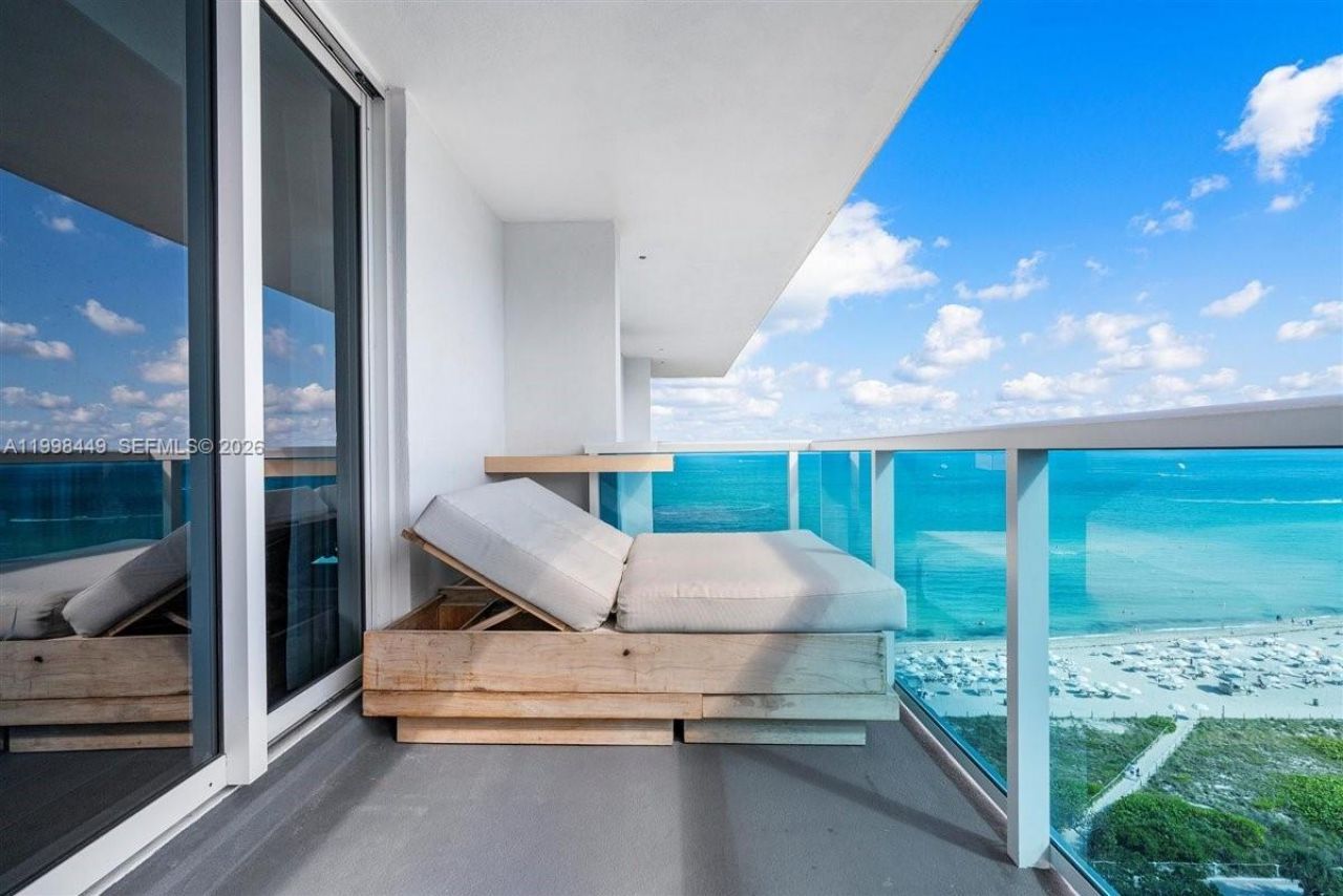 102 24th St, Unit 1520, Miami Beach, FL 33139 Photo