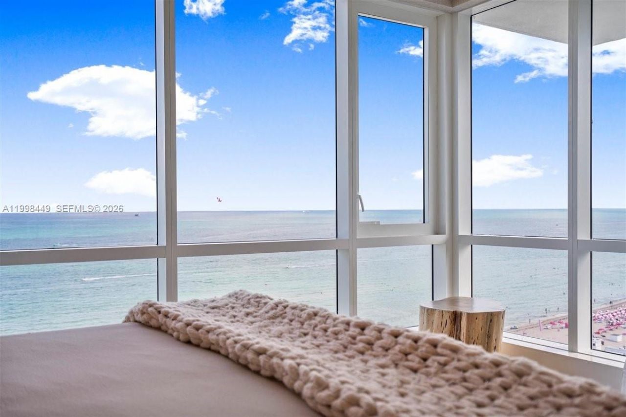 102 24th St, Unit 1520, Miami Beach, FL 33139 Photo