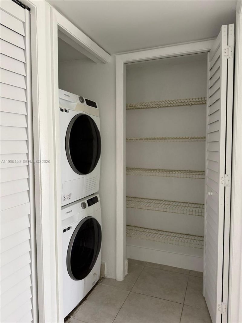 155 Lakeview Dr, Unit 101, Weston, FL 33326 Photo