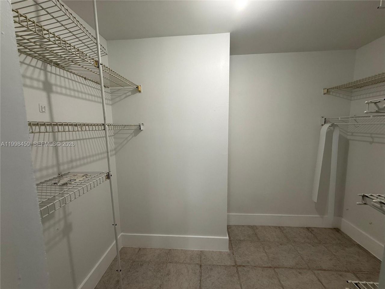 155 Lakeview Dr, Unit 101, Weston, FL 33326 Photo