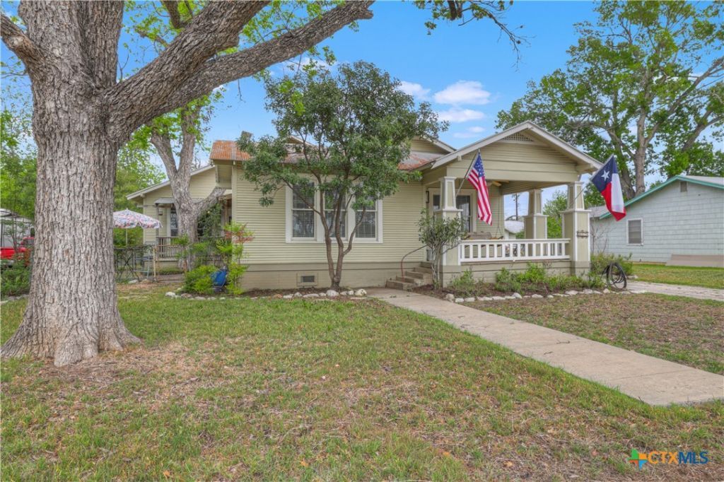465 S Union Avenue, New Braunfels, TX 78130 Main Photo