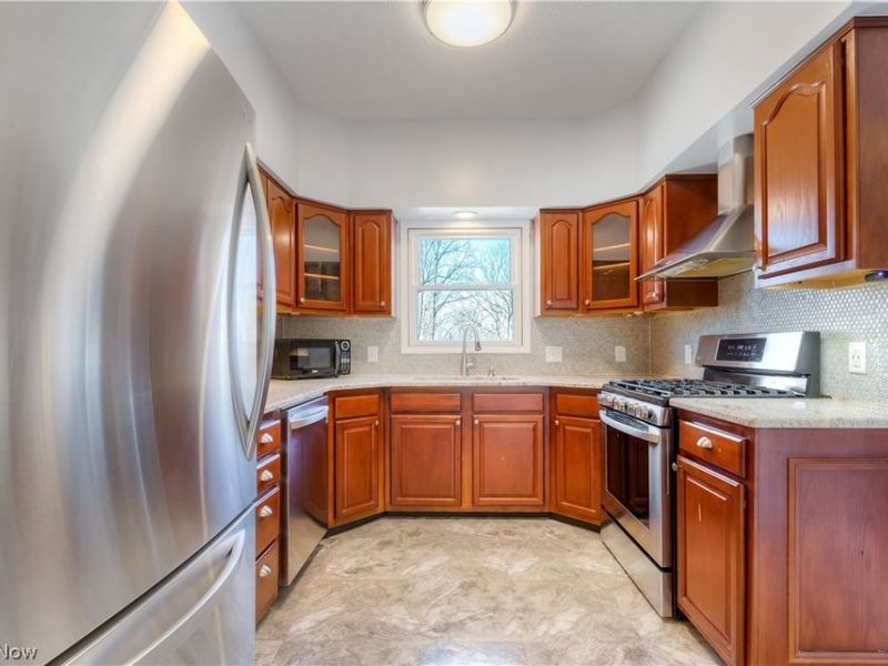 924 E Schaaf Road, Brooklyn Heights, OH 44131 Photo 15