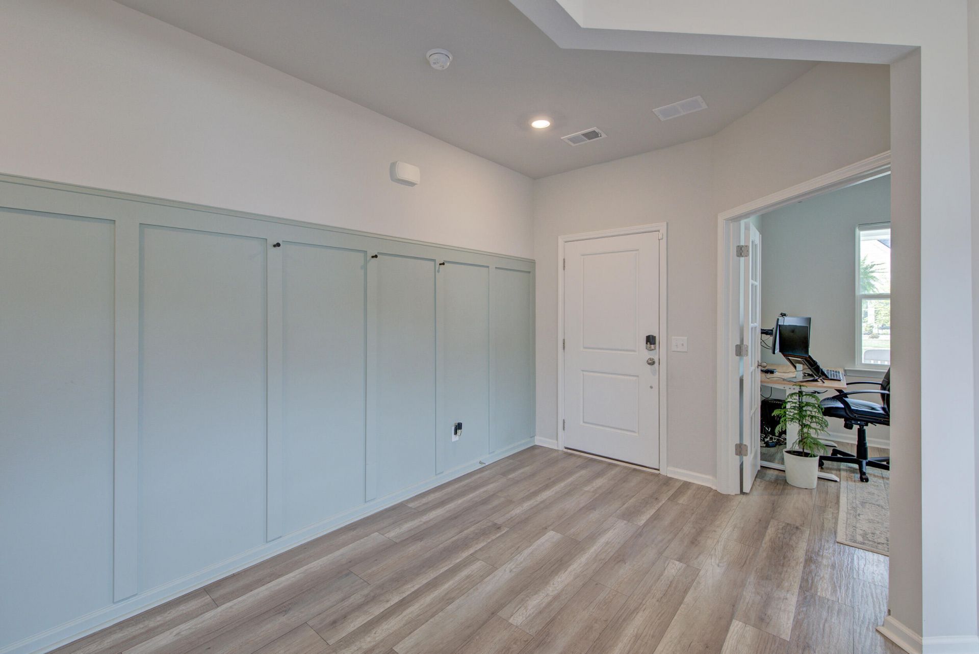 120 Bay Eddy Court Photo 34