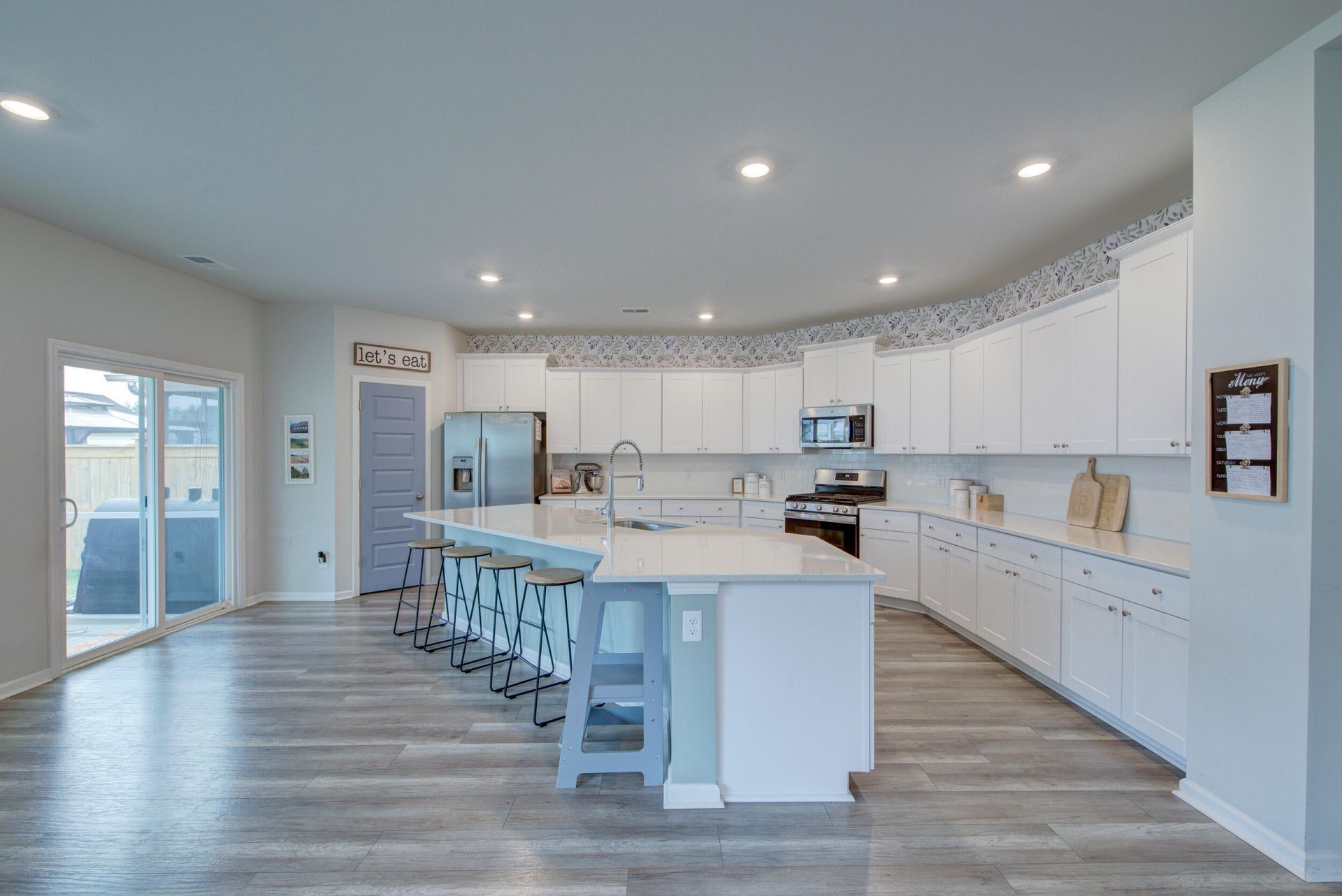 120 Bay Eddy Court Photo 44