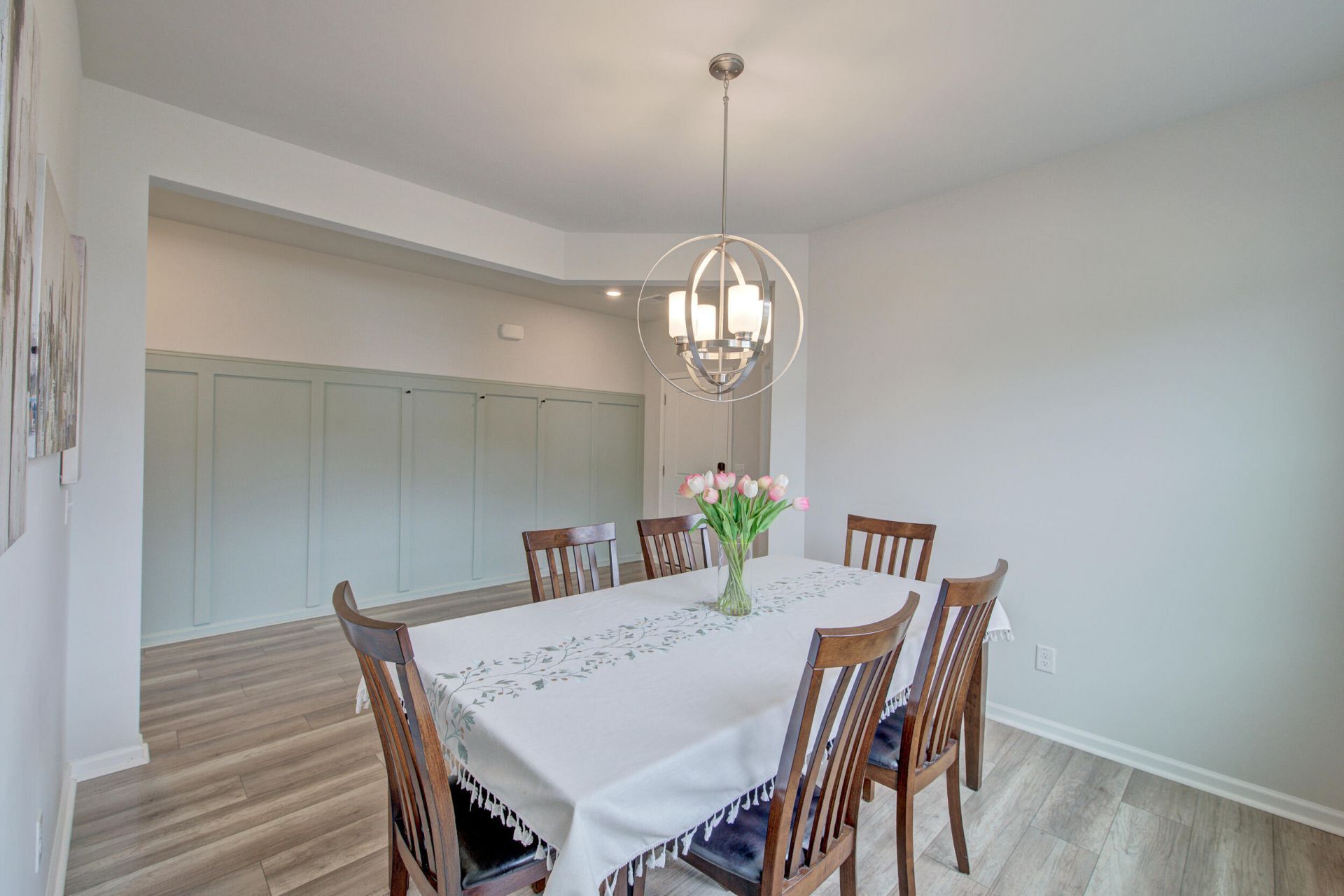 120 Bay Eddy Court Photo 5