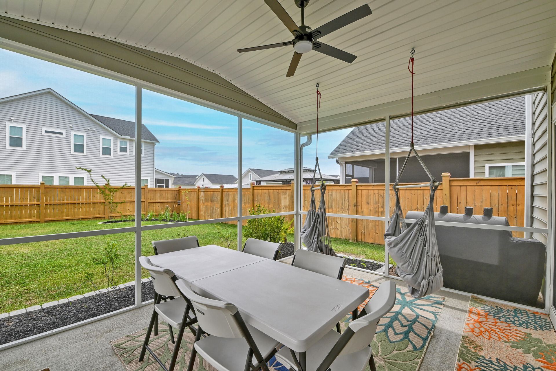 120 Bay Eddy Court Photo 9
