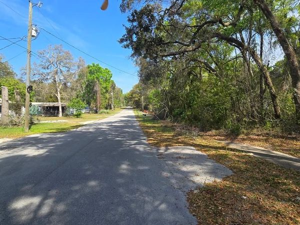 16571 NW 84th Ter, Fanning Springs, FL 32693