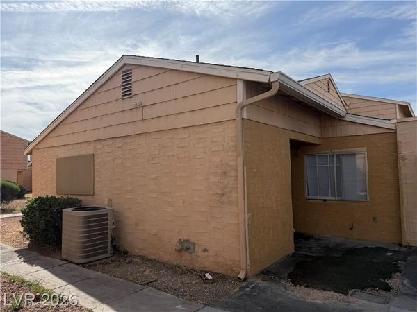 5206 Golden Lane , Unit B, Las Vegas, NV 89119