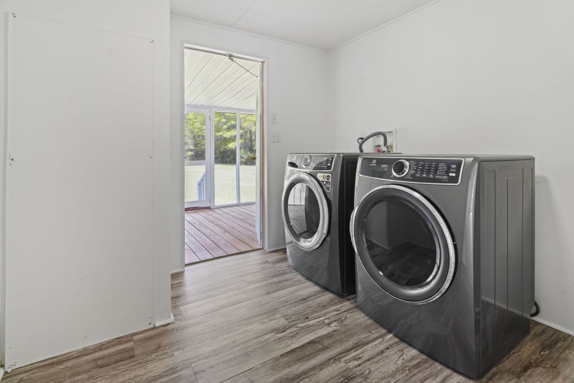 4351 Brookdale Ln. Photo 24