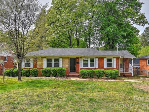 961 Clanton Road , Charlotte, NC 28217
