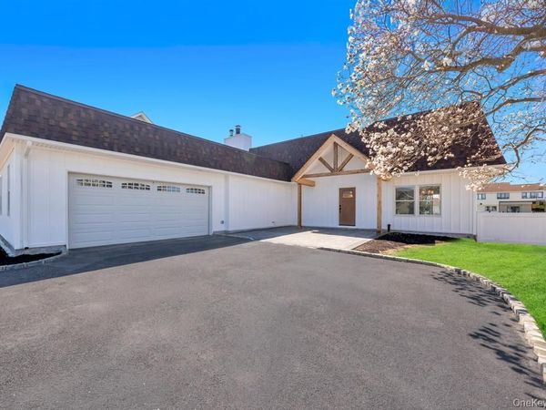 66 Lighthouse Road, Babylon, NY 11702