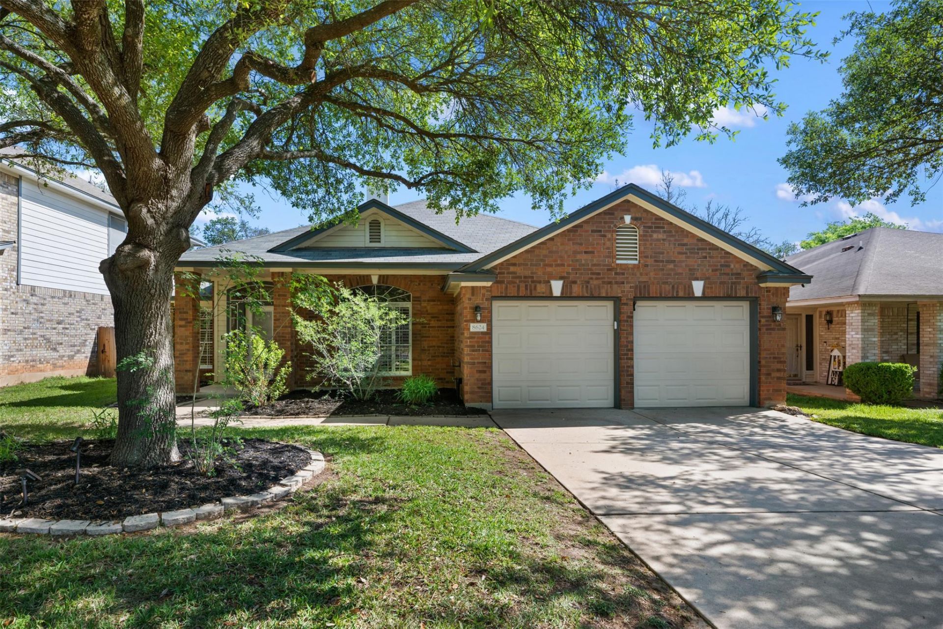 8624 Barrow Glen Loop, Austin, TX 78749 Main Photo