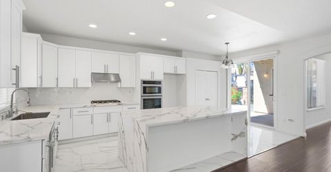 9487 Winding River Way, Elk Grove, CA 95624 Photo