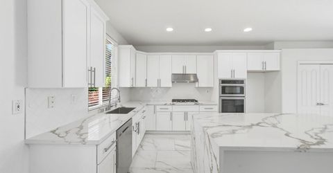 9487 Winding River Way, Elk Grove, CA 95624 Photo